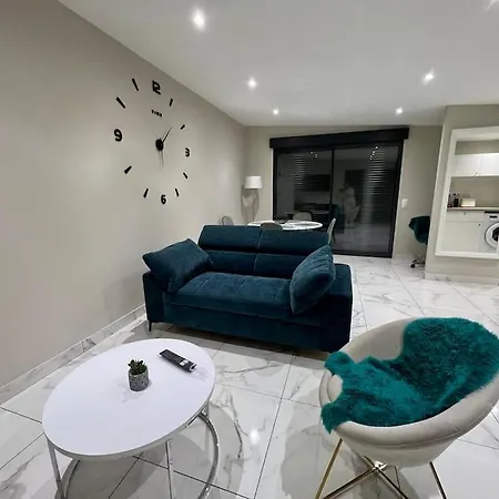 Prázdninový dům Maison Maia Paris-creteil Créteil