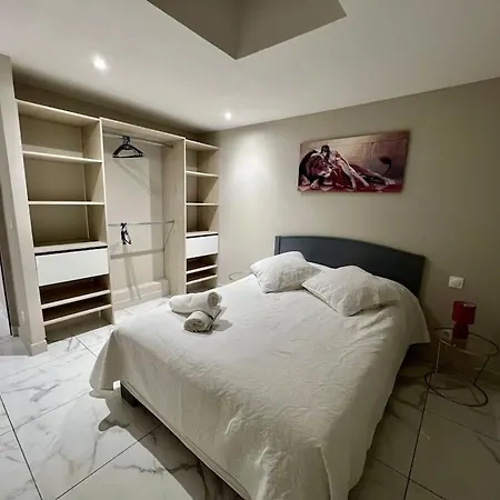 Maison Maia Paris-creteil *